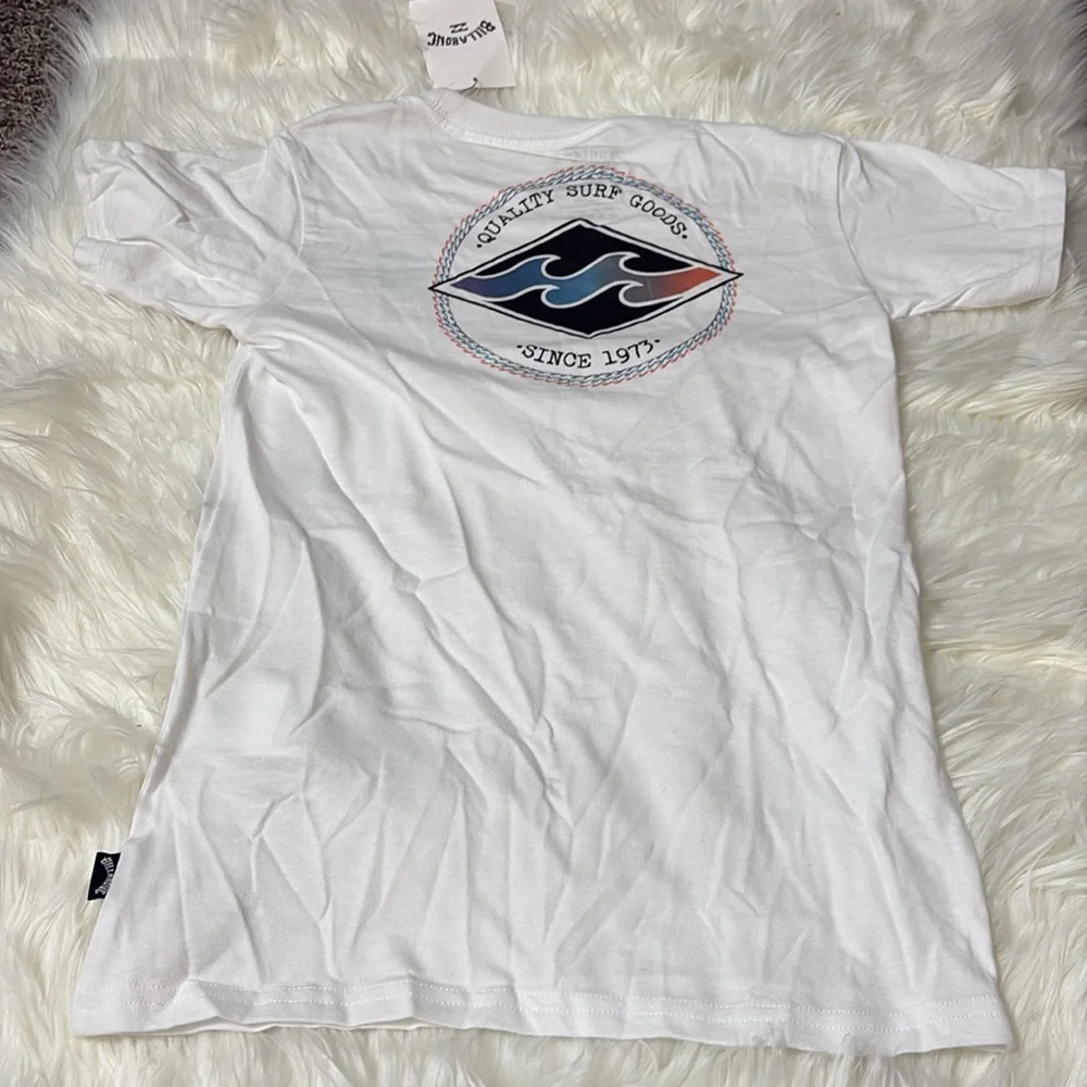 NWT Billabong White Short Sleeve Youth 7